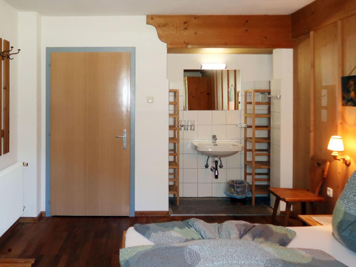 Apartment Leo By Interhome พรุตซ์ ภายนอก รูปภาพ